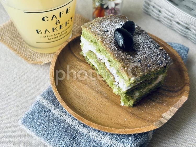 グリーンケーキ グリーン,ケーキ,パウンドケーキの写真素材