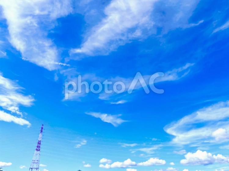 青空の雲の美しく爽やかな背景 空,青空,雲の写真素材
