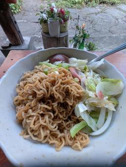 焼きそば 焼きそば,ソース,自炊の写真素材