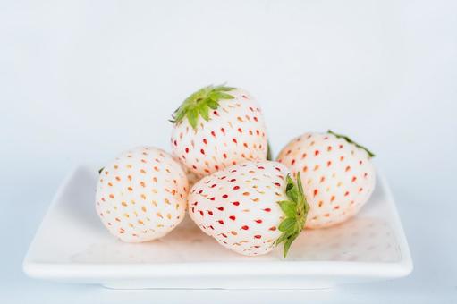 Photo, strawberry, white, pearl white, 