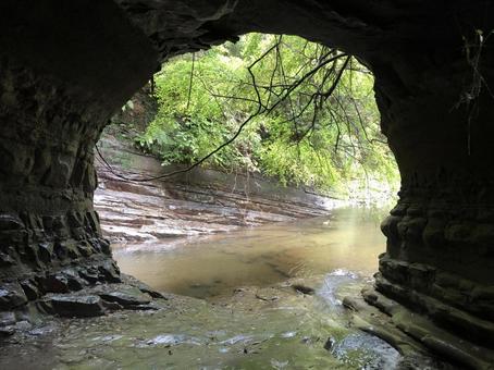 千葉の洞窟 千葉の洞窟 洞窟,川,千葉の写真素材