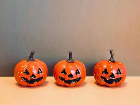 ハロウインの飾り物・ジャックオーランタン ハロウインの飾り物・ジャックオーランタン ハロウィン,ジャックオーランタン,10月の写真素材