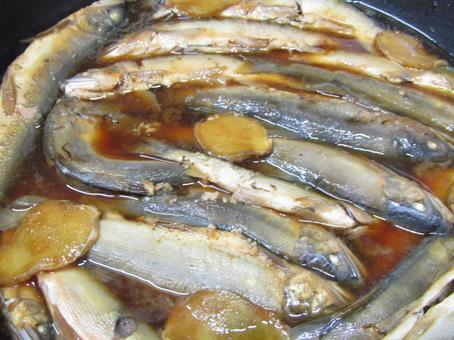 食べ物手作りアユ甘露煮 食べ物手作りアユ甘露煮 鮎,川魚,食べ物の写真素材
