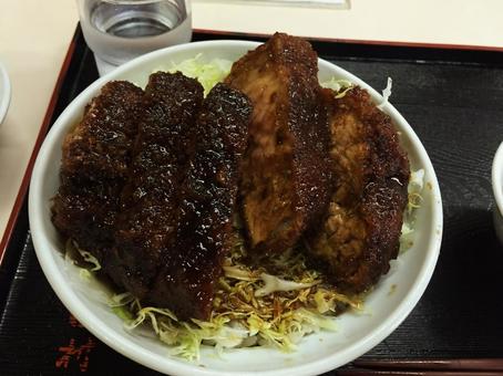 伊那のソースカツ丼の写真