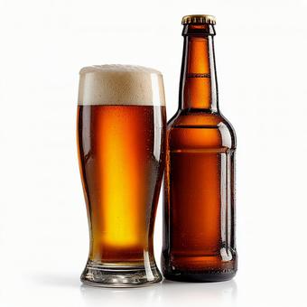 瓶ビールとグラスのポートレート 瓶ビールとグラスのポートレートの写真