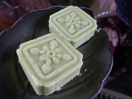 伝統的な中華菓子の写真