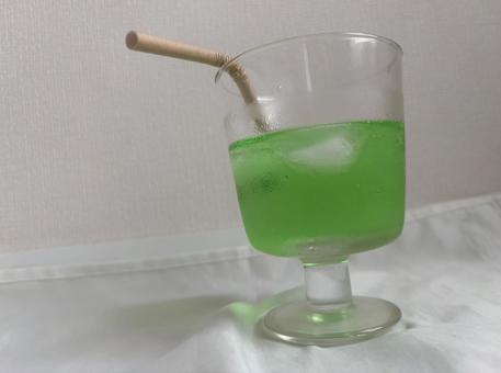 メロンソーダ メロンソーダ メロンソーダ,炭酸飲料,氷の写真素材