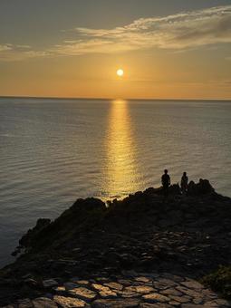The Sea of Japan and cliffs seen from Tojinbo in Fukui Prefecture in the evening, JPG
