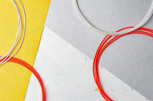 赤と白の水引が彩るシンプルな正月イメージ 水引,赤,白の写真素材