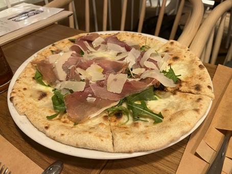 生ハムピザ ピザ,生ハム,チーズの写真素材