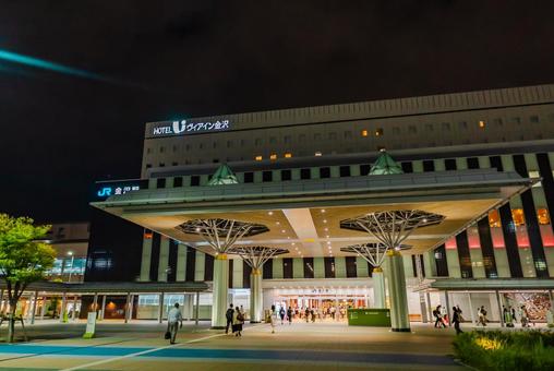 【石川】夜の金沢駅 【石川】夜の金沢駅 金沢駅,石川,金沢の写真素材