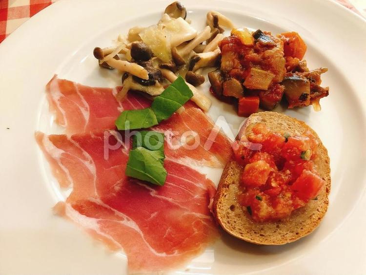 日本、東京のイタリアンのアンティパスト 日本,アンティパスト,東京の写真素材