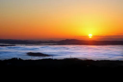 日の出と雲海 雲海,うんかい,ウンカイの写真素材