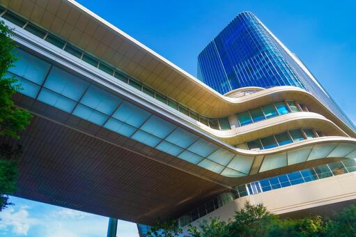 高輪ゲートウェイ駅の大型建築構造 高層ビル,曲線,外観の写真素材