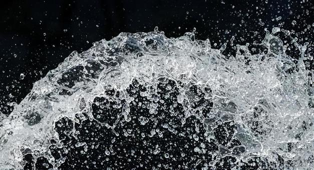水しぶき(水圧が強い) 水しぶき(水圧が強い)の写真