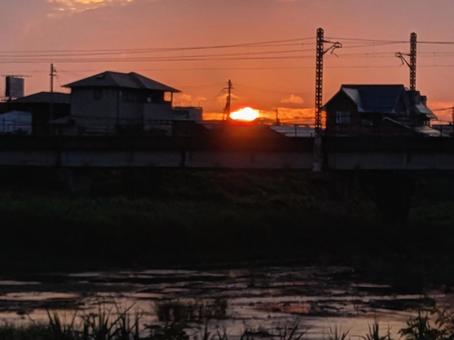 赤い日の出 赤い日の出の写真