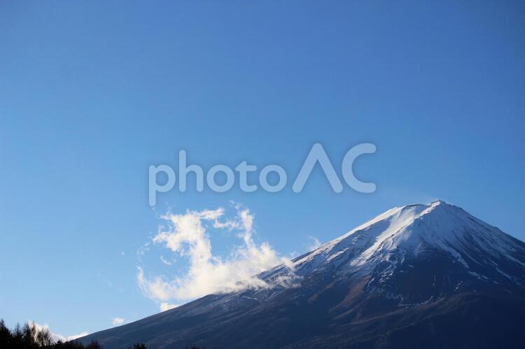 12月の澄んだ空と富士山 富士山,冬,空の写真素材