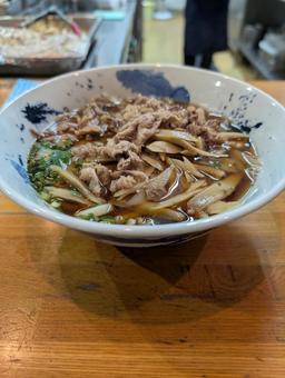 かめやの肉うどん かめやの肉うどん 肉うどん,うどん,うどんかめやの写真素材