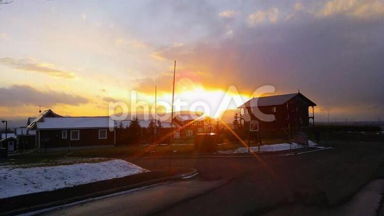 スウェーデンヒルズの夕焼け スウェーデン,ヒルズ,夕焼けの写真素材