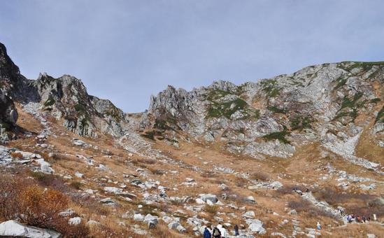 駒ヶ岳秋の風景登山道 駒ヶ岳秋の風景登山道 駒ヶ岳,千畳敷カール,山岳の写真素材