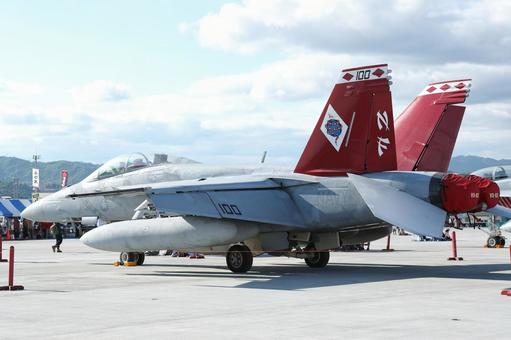 F/A-18F VFA-102 CAG F/A-18F VFA-102 CAG 戦闘機,アメリカ海軍,岩国基地の写真素材