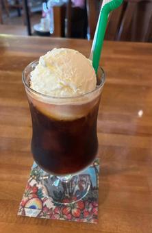 コーヒーフロート コーヒーフロート アイスコーヒー,アイスコーヒーフロート,喫茶店の写真素材
