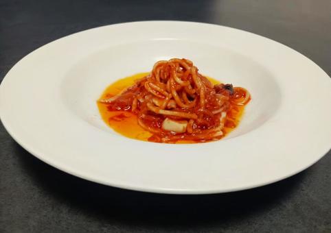 ナスとトマトのモッツアレラパスタ ランチ,ディナー,食事の写真素材