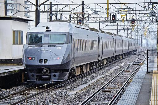 ７８７系　電車 鉄道,電車,線路の写真素材