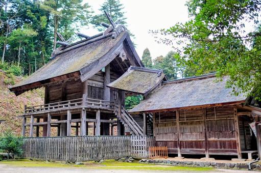 松江・日本最古の大社造の神魂神社 松江・日本最古の大社造の神魂神社の写真