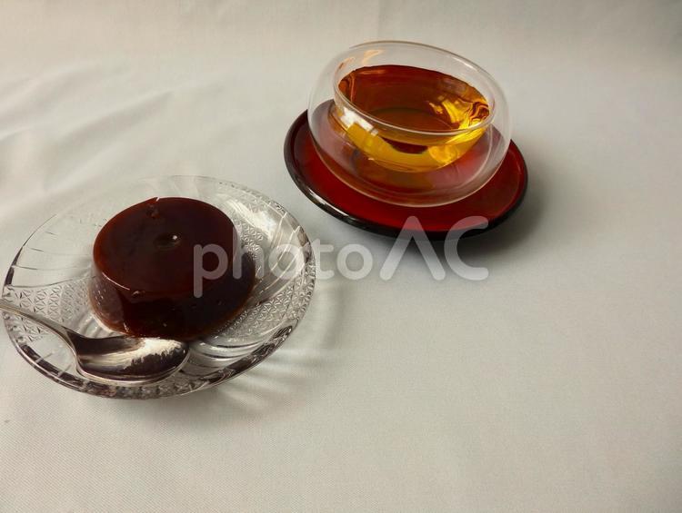実z尿管と冷茶　夏 水羊羹,冷茶,スプーンの写真素材