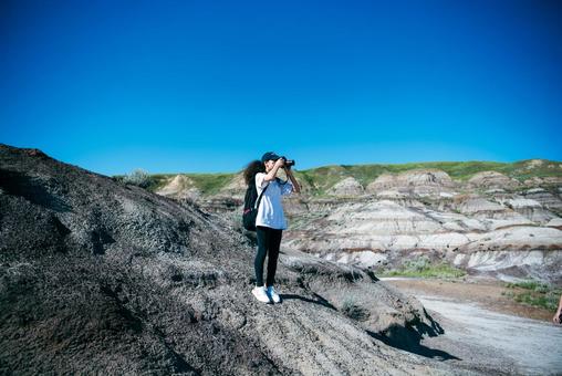 写真を撮る少女 写真を撮る少女 撮影,カメラ,写真の写真素材