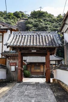 法元寺山門 法元寺山門 日蓮宗,光瑞山,法元寺の写真素材