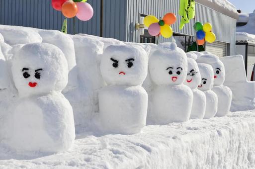 「雪ダルマ一家」 「雪ダルマ一家」の写真