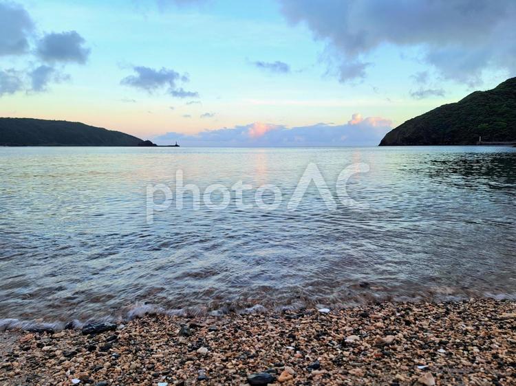 早朝の名瀬の海 早朝,名瀬,海の写真素材