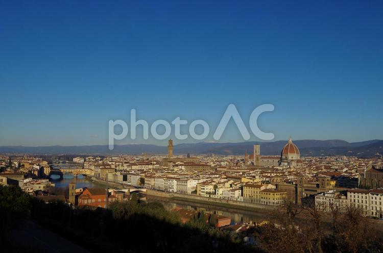 イタリア　フィレンツェの町並み イタリア,フレンチェ,ドゥーモの写真素材