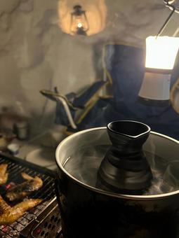 雪の中の呑兵衛の写真