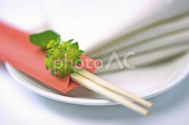 箸とテーブルウエア 食事,食器,和食の写真素材