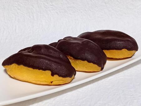 プチエクレア エクレア,洋生菓子,スイーツの写真素材