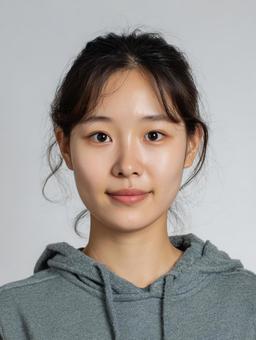 証明写真風な構図の正面を向いた女性 証明写真風な構図の正面を向いた女性の写真