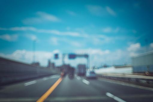 青空と高速道路のぼかし風景 青空と高速道路のぼかし風景 高速,道路,道の写真素材