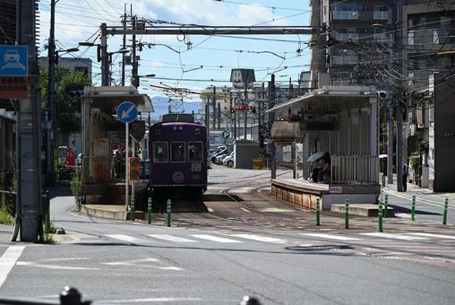 嵐電天神川駅 嵐電天神川駅 路面電車,電車,レールの写真素材