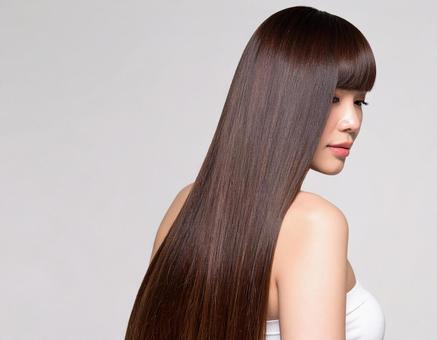 髪の綺麗な女性 髪の綺麗な女性の写真