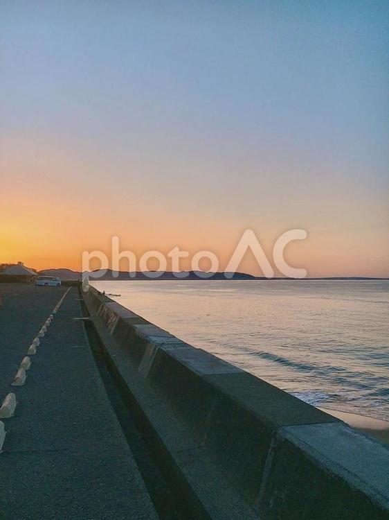 海と美しいオレンジ色の空① グラデーション,美しい,綺麗の写真素材