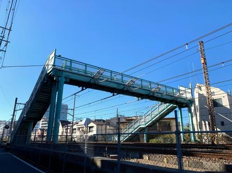 陸橋（後ろから） 陸橋,橋,階段の写真素材