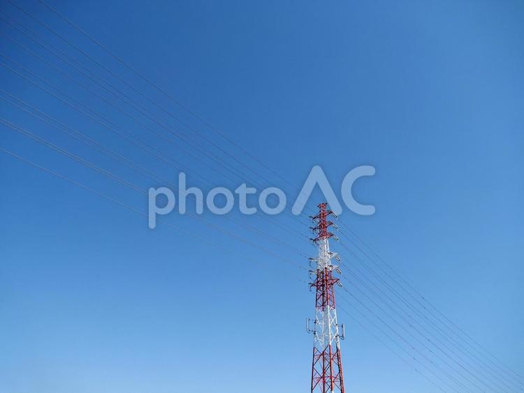 鉄塔がある風景 鉄塔,送電線,電線の写真素材
