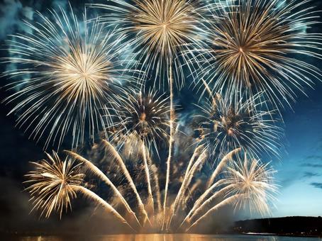 夏の打ち上げ花火・海 夏の打ち上げ花火・海の写真