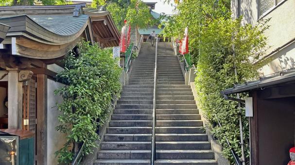 坂東33観音 14番 弘明寺 参道の石段 坂東33観音 14番 弘明寺 参道の石段の写真