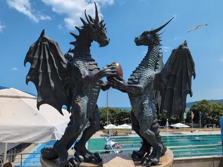 ドラゴン ドラゴン ドラゴン,卵,ヴァルナの写真素材