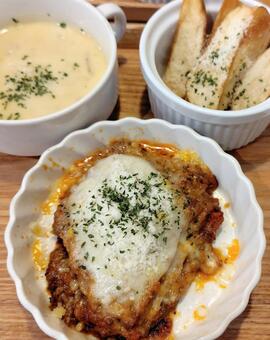 カフェランチ、ラザニア ラザニア,カフェ,カフェランチの写真素材