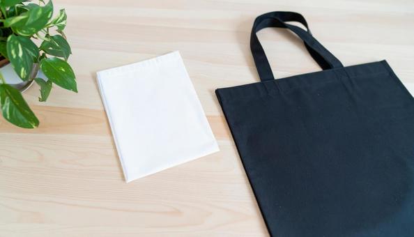 マイバッグとレジ袋 マイバッグとレジ袋の写真